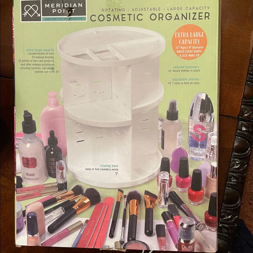 2/25 Makeup Organizer